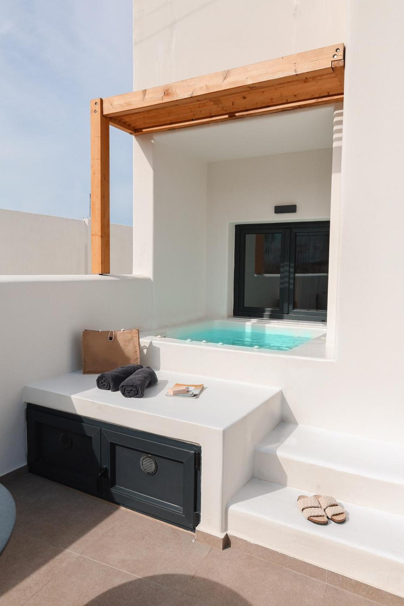 North Wind Luxury Suites เอีย ภายนอก รูปภาพ