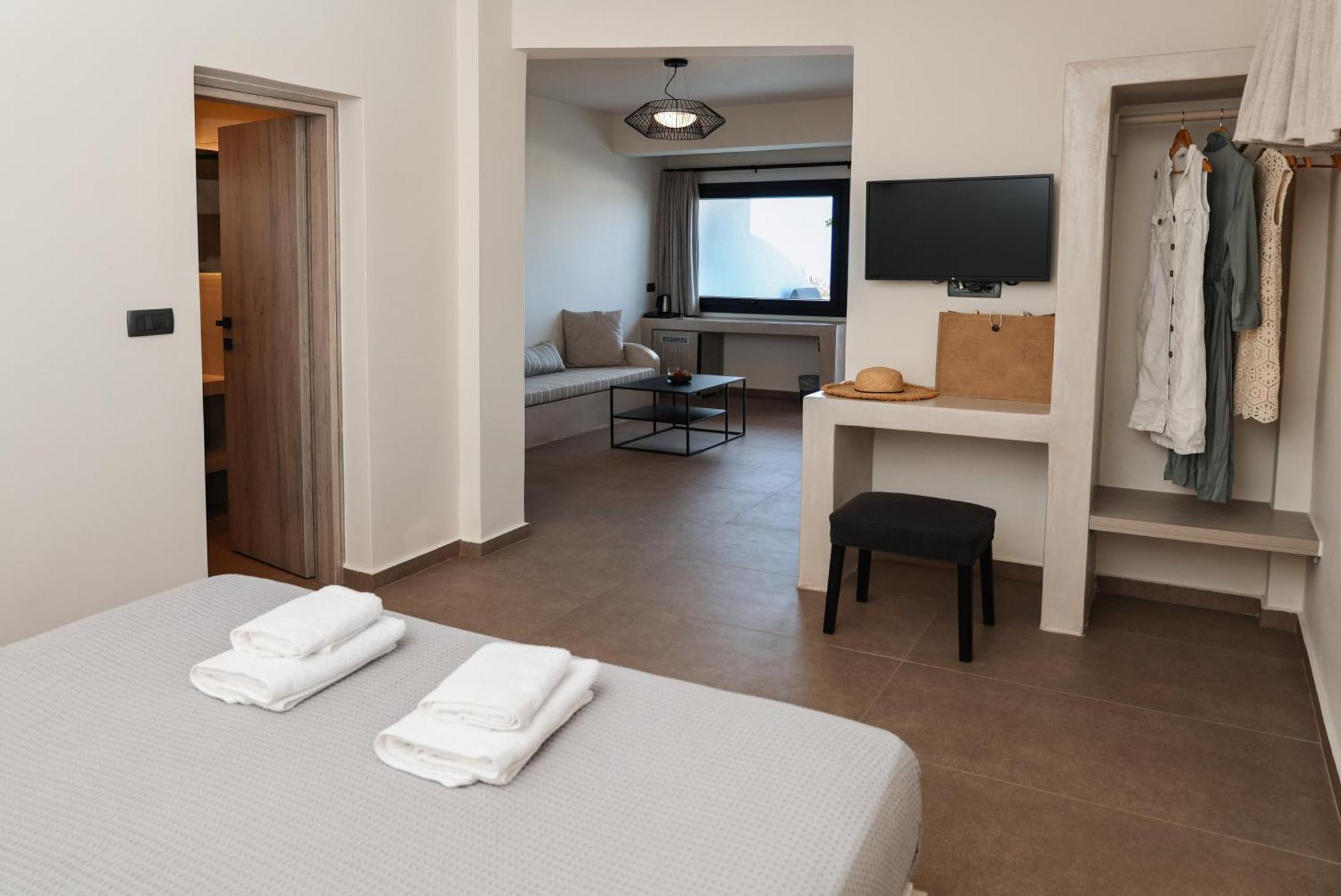 North Wind Luxury Suites เอีย ภายนอก รูปภาพ